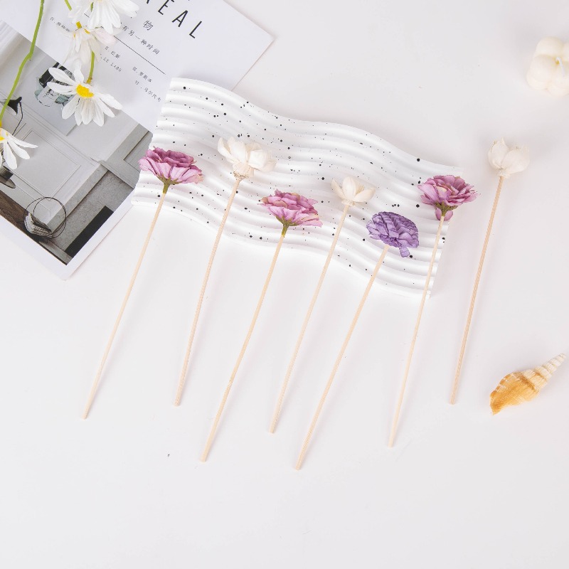 Rattan Sticks and Sola Flowers - Home One Bathroom Accessories 评论和价格